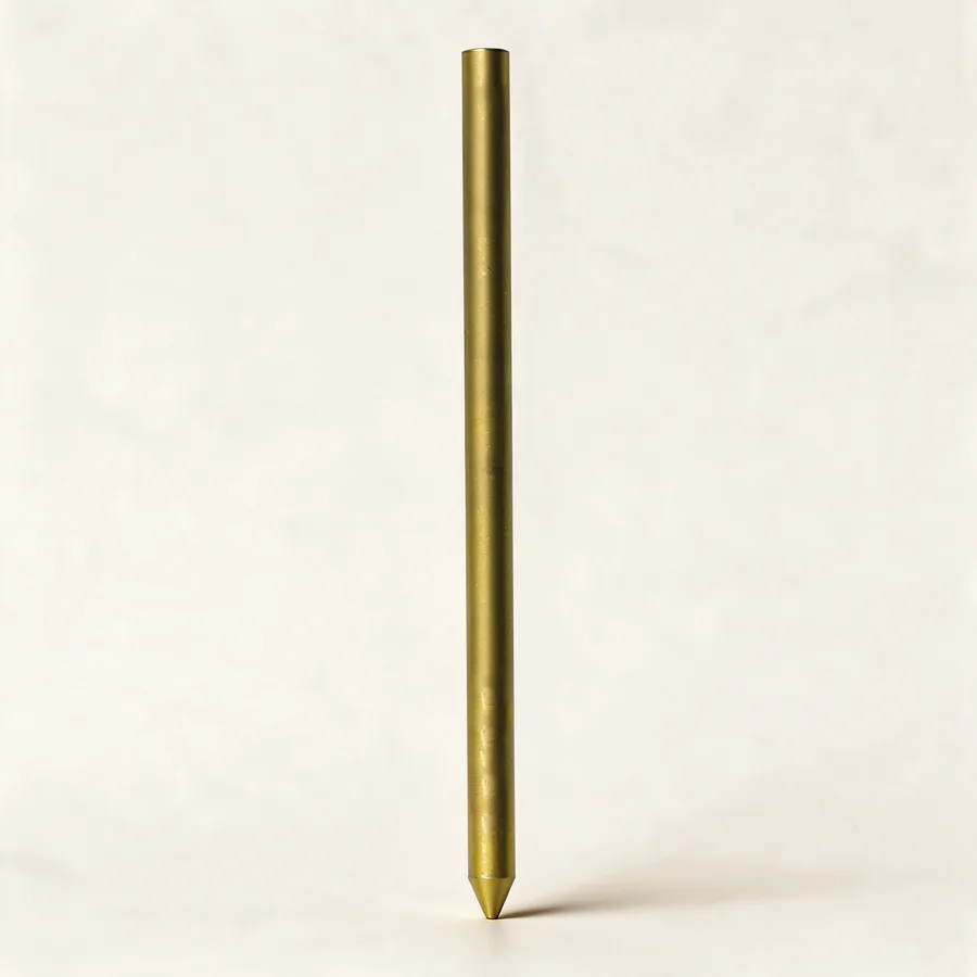Barra de titanio de 5,5 mm recta o curva. Imagen referencial.